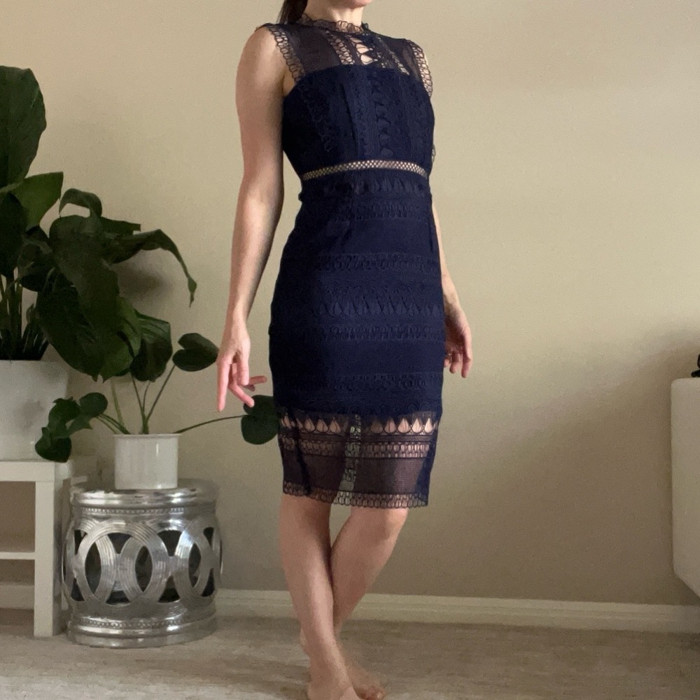 NWOT Bardot Sleeveless Lace Sheath Bodycon Dress, Navy blue, XS